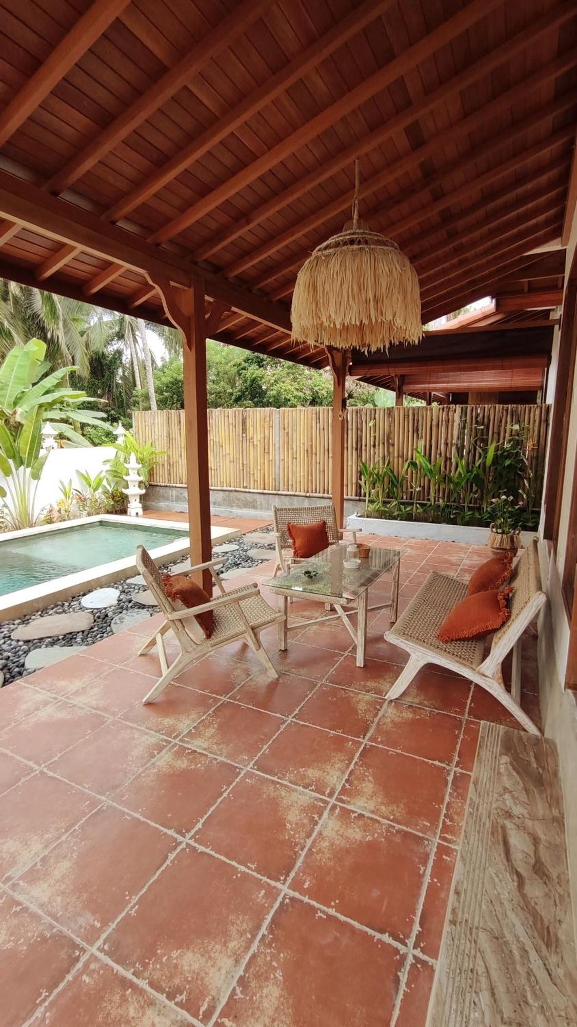 Luxe Manis Villa