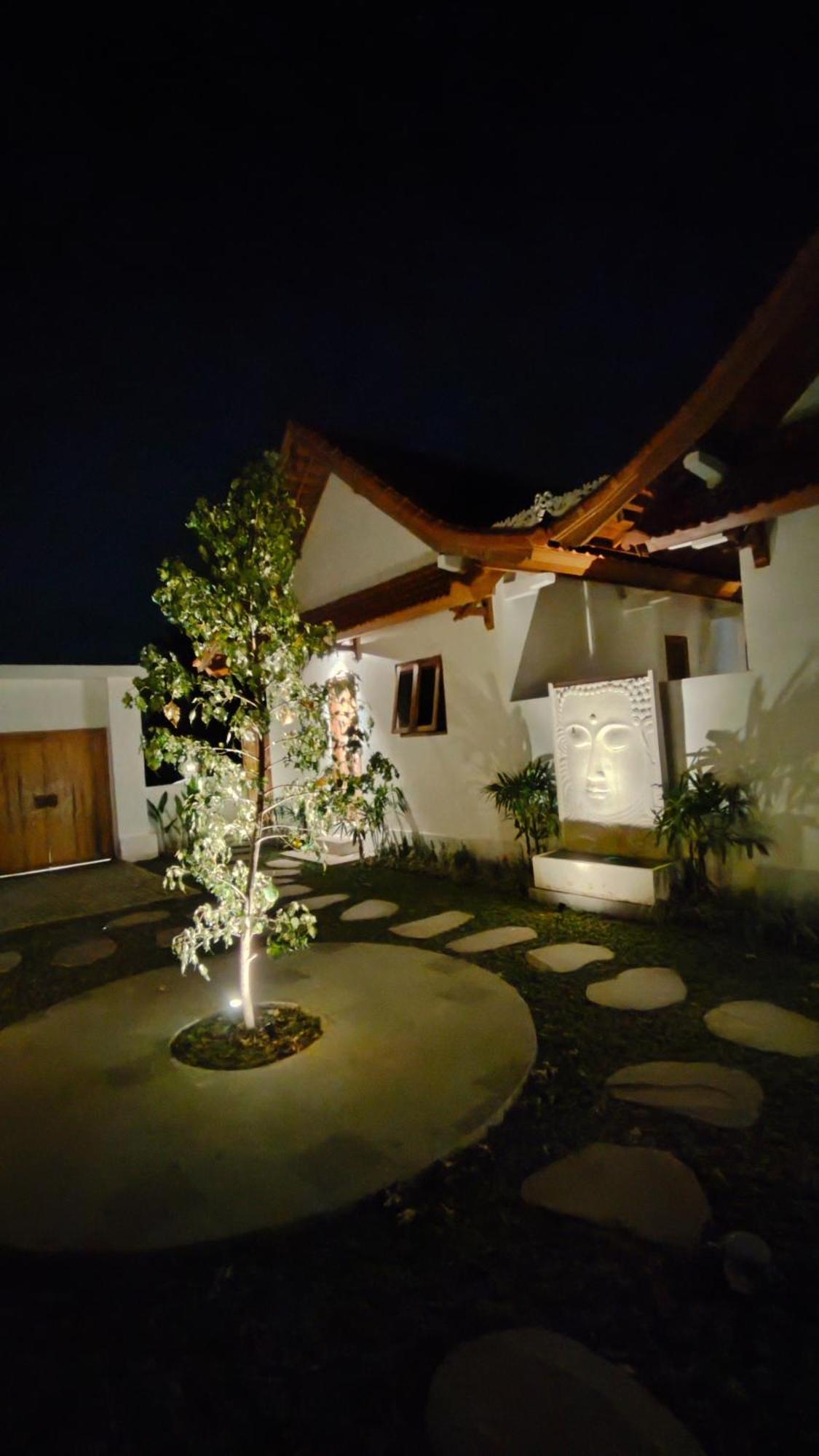 Luxe Manis Villa *
